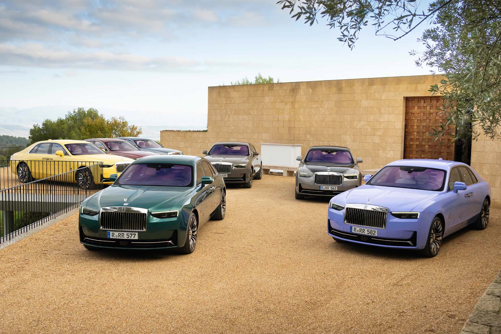 Rolls-Royce Autumn Drive